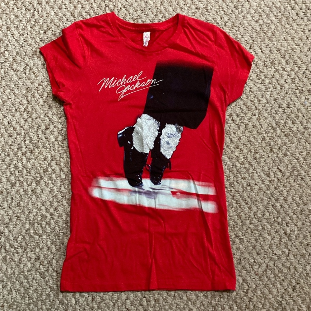 Red Michael Jackson Tshirt, sz M as marked.